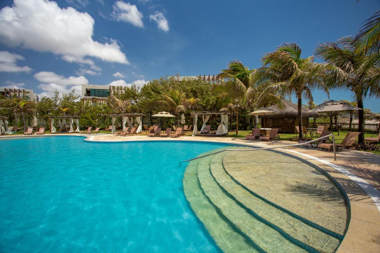 Dom Pedro Laguna Beach Resort & Golf By Wam Experience Aquiraz Kültér fotó The swimming pool at the Sheraton Nha Trang Hotel & Spa
