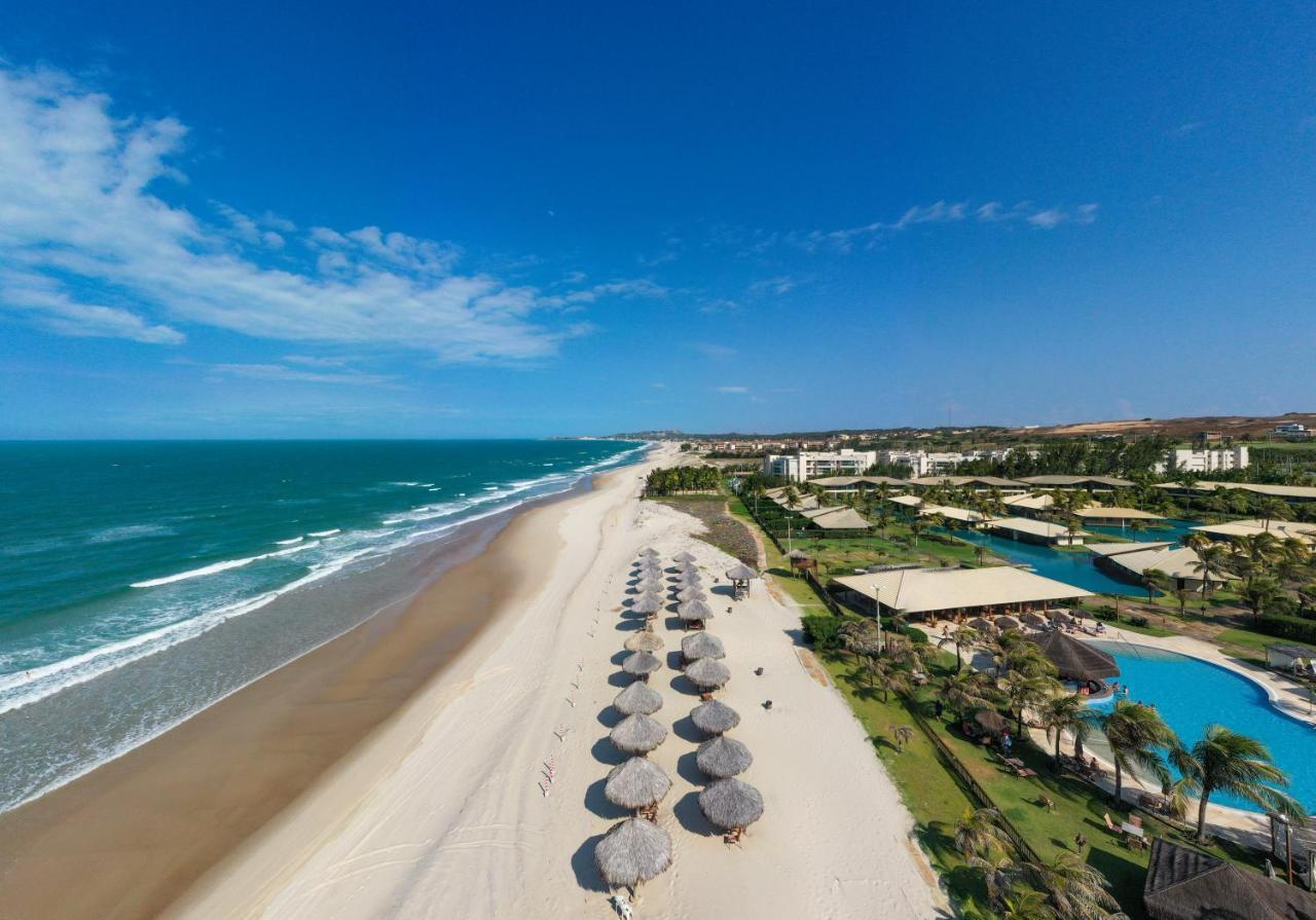 Dom Pedro Laguna Beach Resort & Golf By Wam Experience Aquiraz Kültér fotó Aerial view of the beach at the Sheraton Club Resort